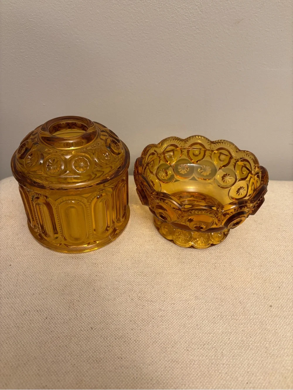 VTG MCM  L.E. SMITH AMBER GLASS MOON & STARS FAIRY LAMP 6 1/4
